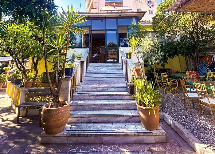 Milingona City Center Hostel Tirana